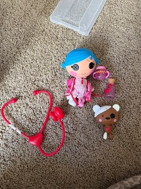 Hospital lalaloopsy doll set with accessories